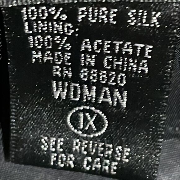 NWOT Silkland Hawaiian Button Down Blouse. Size 1X 18/20 plus 100% silk - Picture 8 of 9